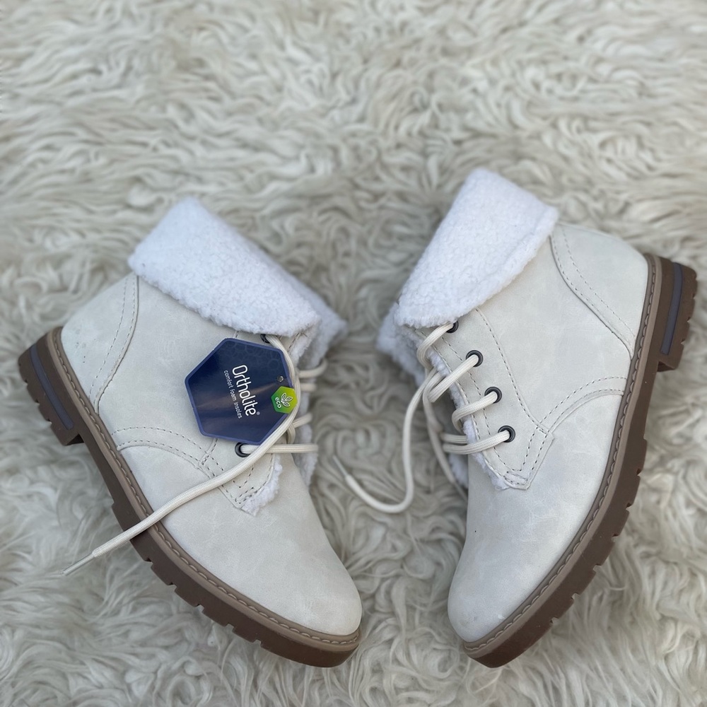 Sonoma boots